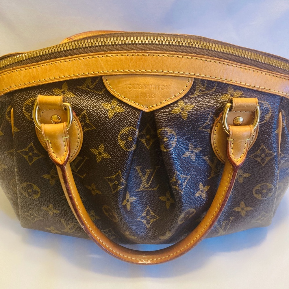 [SOLD] LV Tivoli PM Great used condition